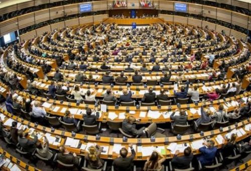 Σκάνδαλο διαφθοράς στο Ευρωκοινοβούλιο: ...