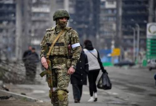Ουκρανία: Δυο σενάρια για την ειρήνη και...