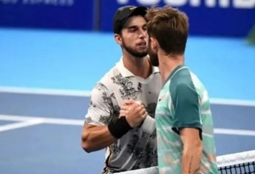 Απίστευτες εικόνες σε αγώνα τένις: Μουτέ και Αντρέεφ ήρθαν στα χέρια στο τουρνουά της Ορλεάνης (video)